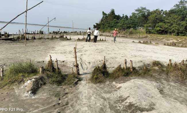 TriumphOverRiver-4 Community Drive – Locals Eager to Help in the Initiative